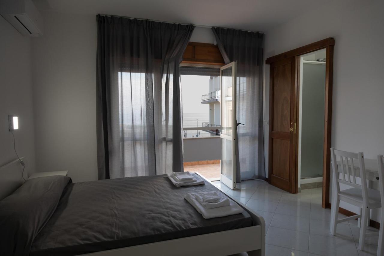 B&B Lungomare Diamante Kültér fotó